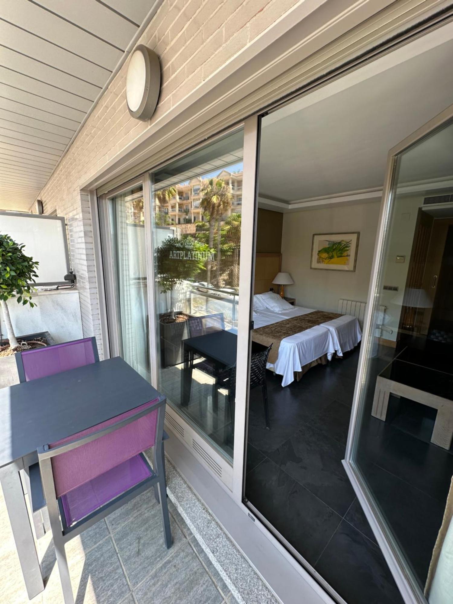 Artplatinum Suites&Apartments 베날마데나코스타 외부 사진